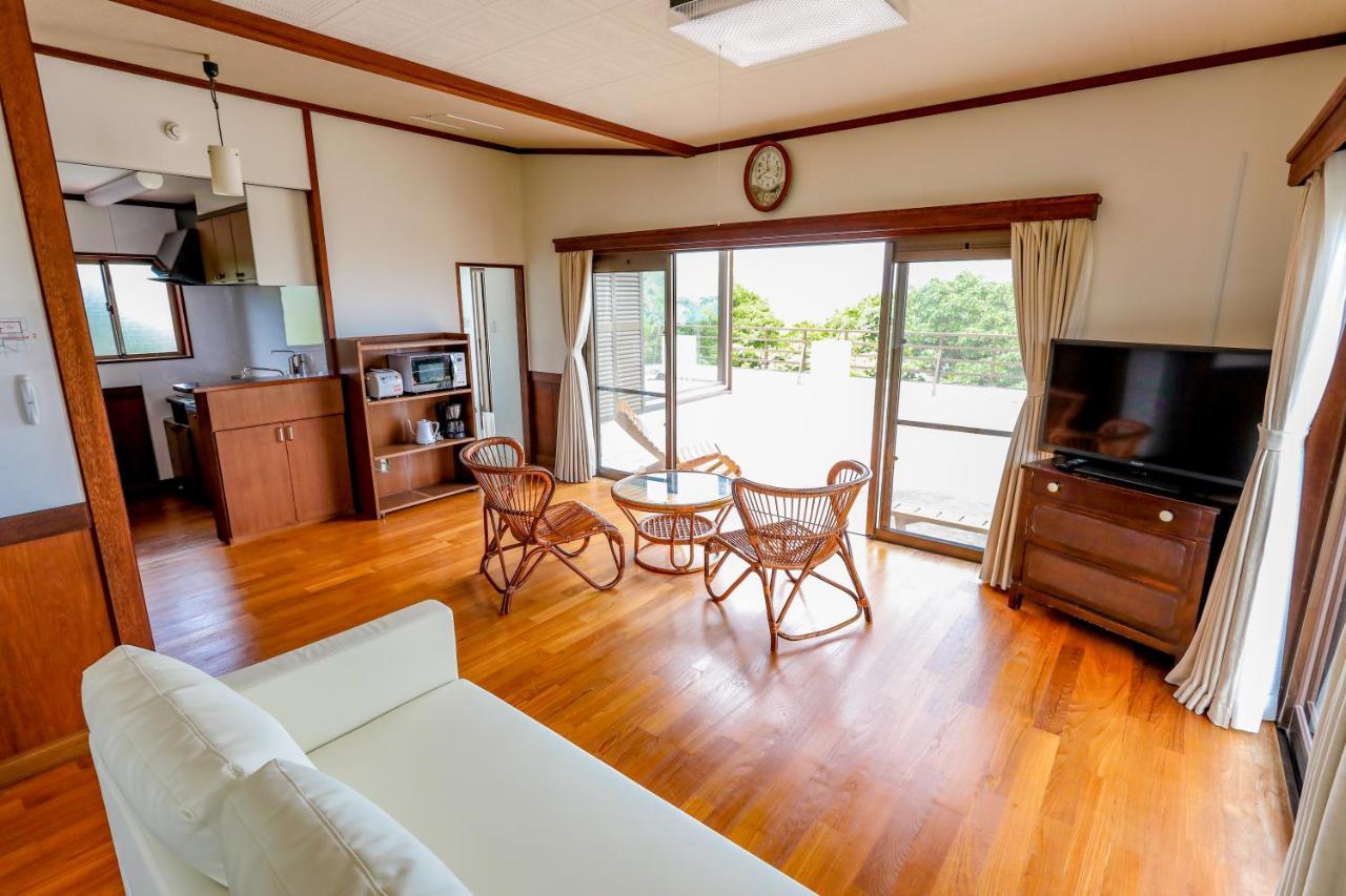 Ishigaki Sunset Cove Hotel Buitenkant foto