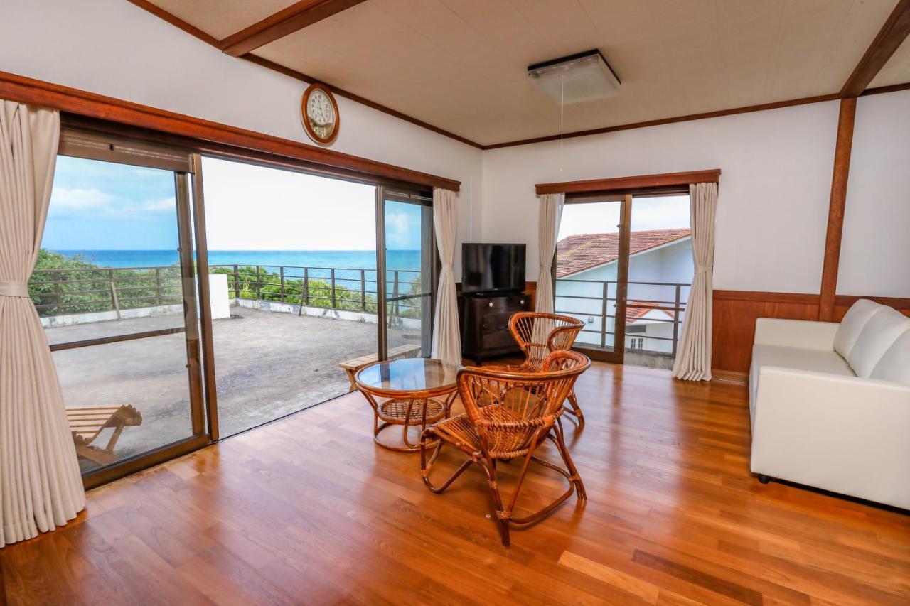 Ishigaki Sunset Cove Hotel Buitenkant foto